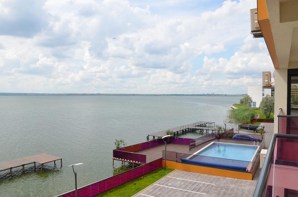 Mamaia Lake Viewアパートメント エクステリア 写真
