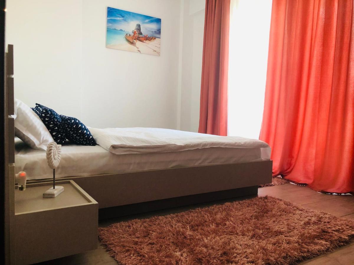 Mamaia Lake Viewアパートメント エクステリア 写真